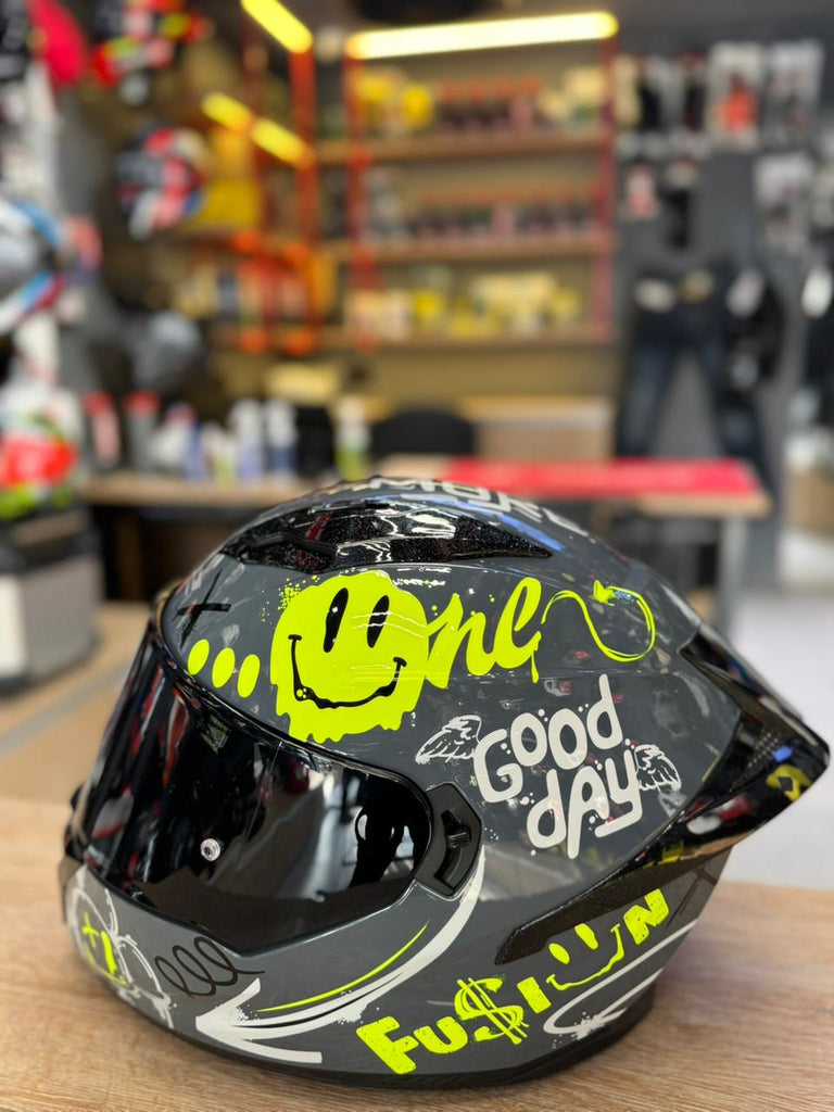 FF806 Fusion One  Gloss Grey Hi-Vis Yellow