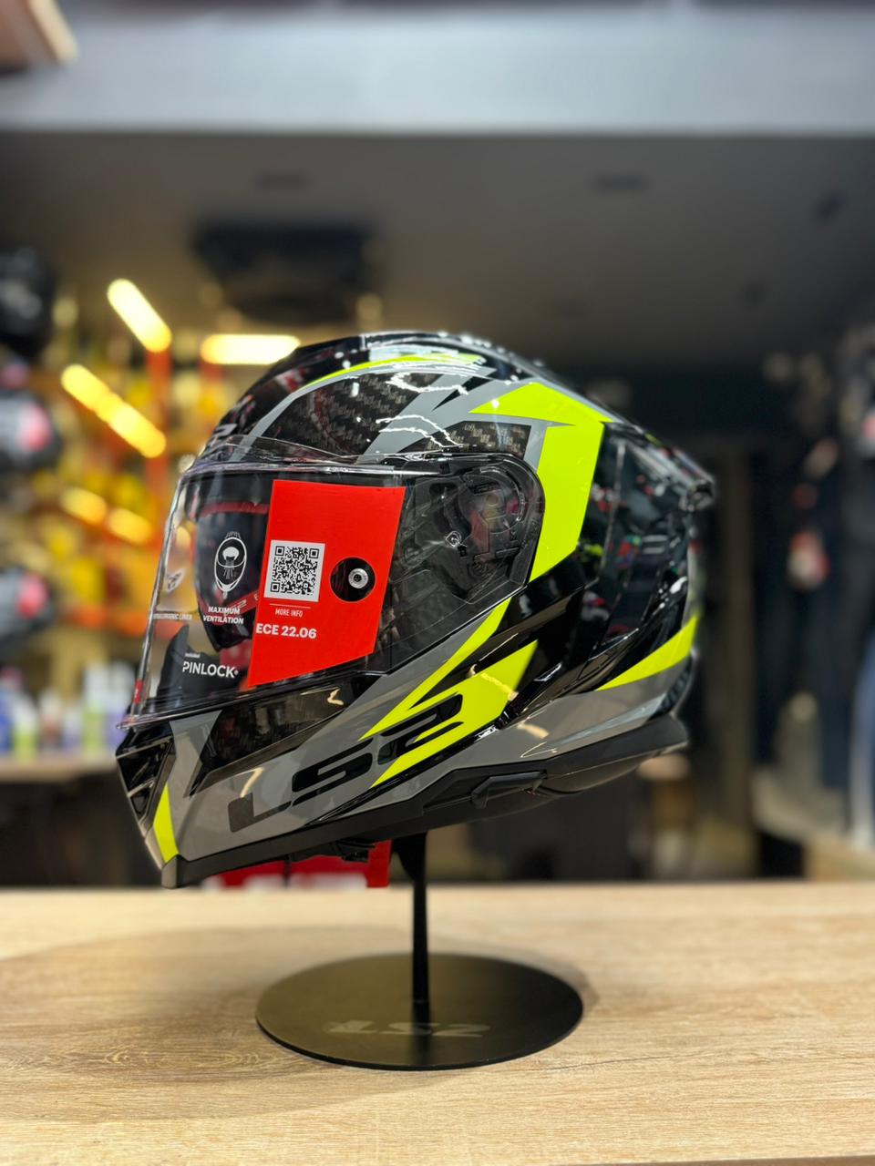 FF818 STORM III DYNAMO BLACK HI-VIS YELLOW – www.ls2helmetspk.com