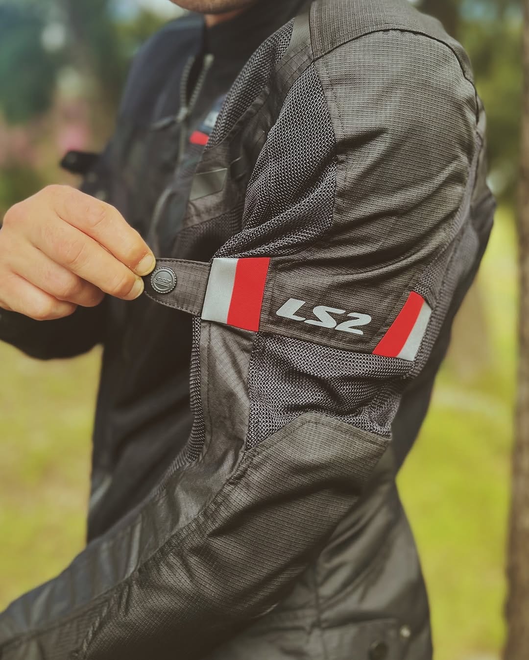 LS2 Garda Man Jacket Balck Red – www.ls2helmetspk.com