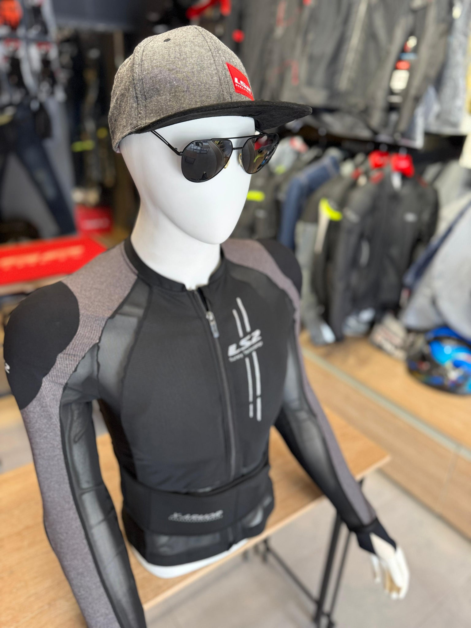 LS2 X-ARMOUR – www.ls2helmetspk.com